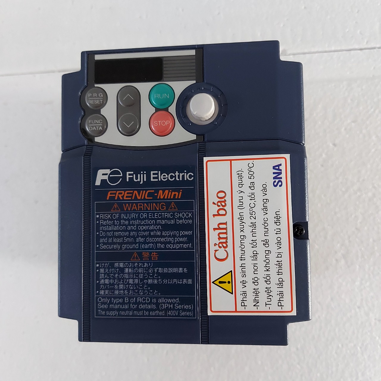 BIẾN TẦN  0.75KW 3P 380V FUJI